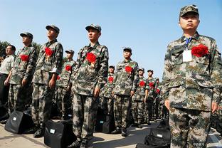 Việt Nam thứ 15 châu Á san bằng Nhật Bản số 1 châu Á! Toàn đội Việt Nam ăn mừng điên cuồng và vẫy cờ